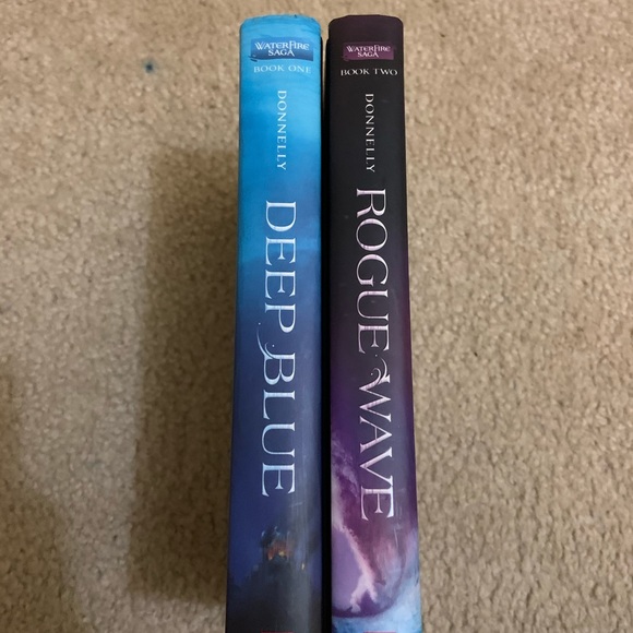 Girls books - Picture 4 of 5